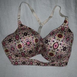 Victoria’s Secret Uplift No wire bra
